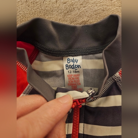 BABY BODEN Striped Rashguard - Picture 2 of 3